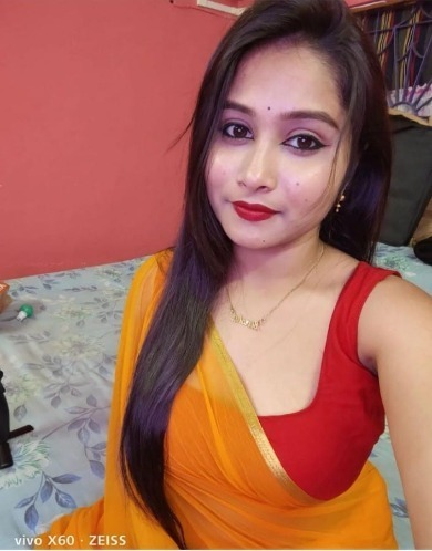Call Girls in Lemon Tree Hotel