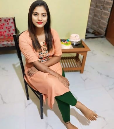 high profile Call Girls in Lemon Tree Hotel