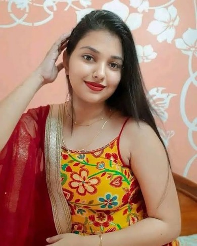 Call Girls service in Lemon Tree Hotel